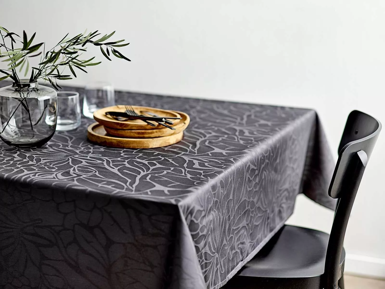 Abstract Leaves, antracit