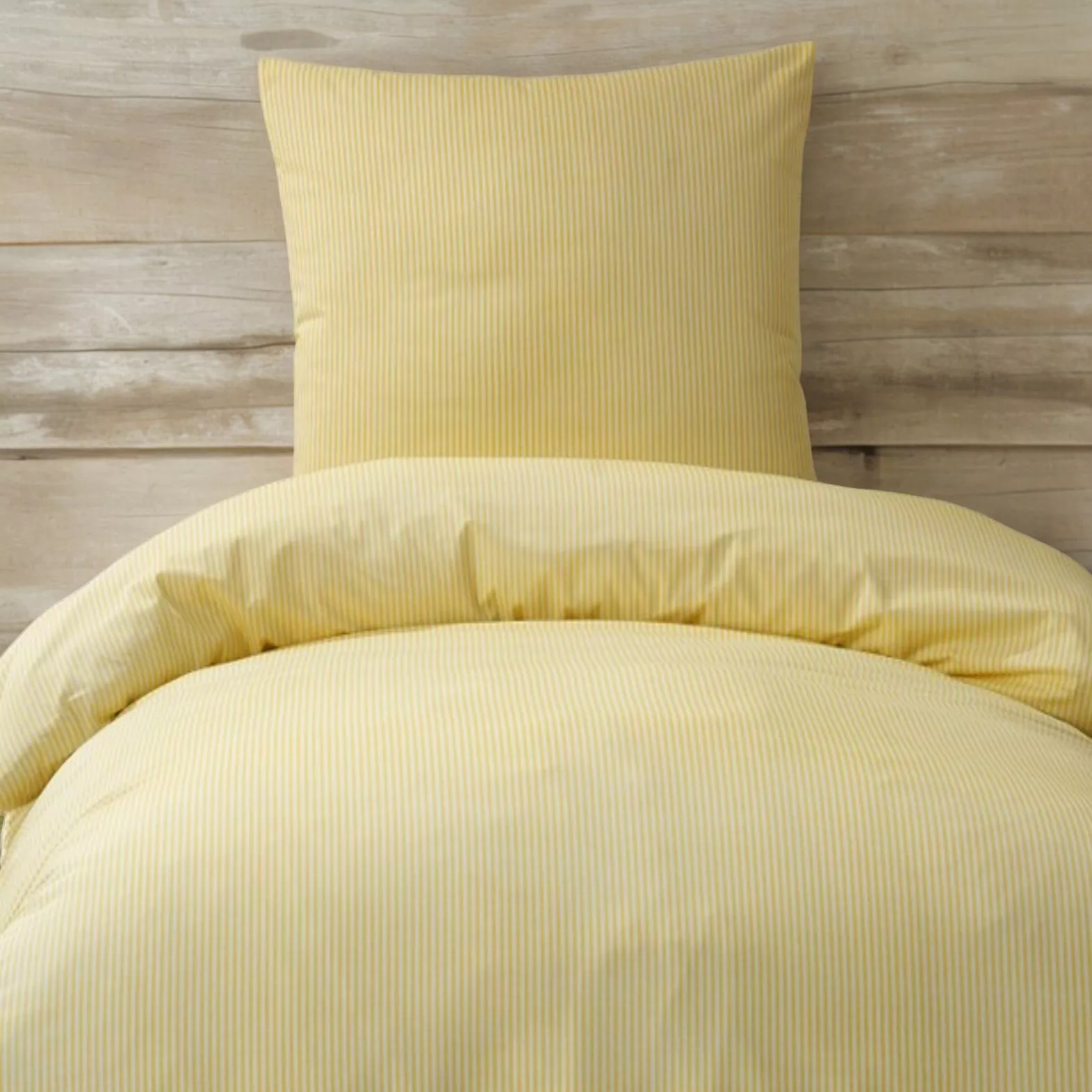 Louise sengetøj gul. FAST LAVPRIS