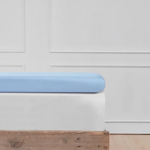 Kuvertlagen til topmadras lyseblå