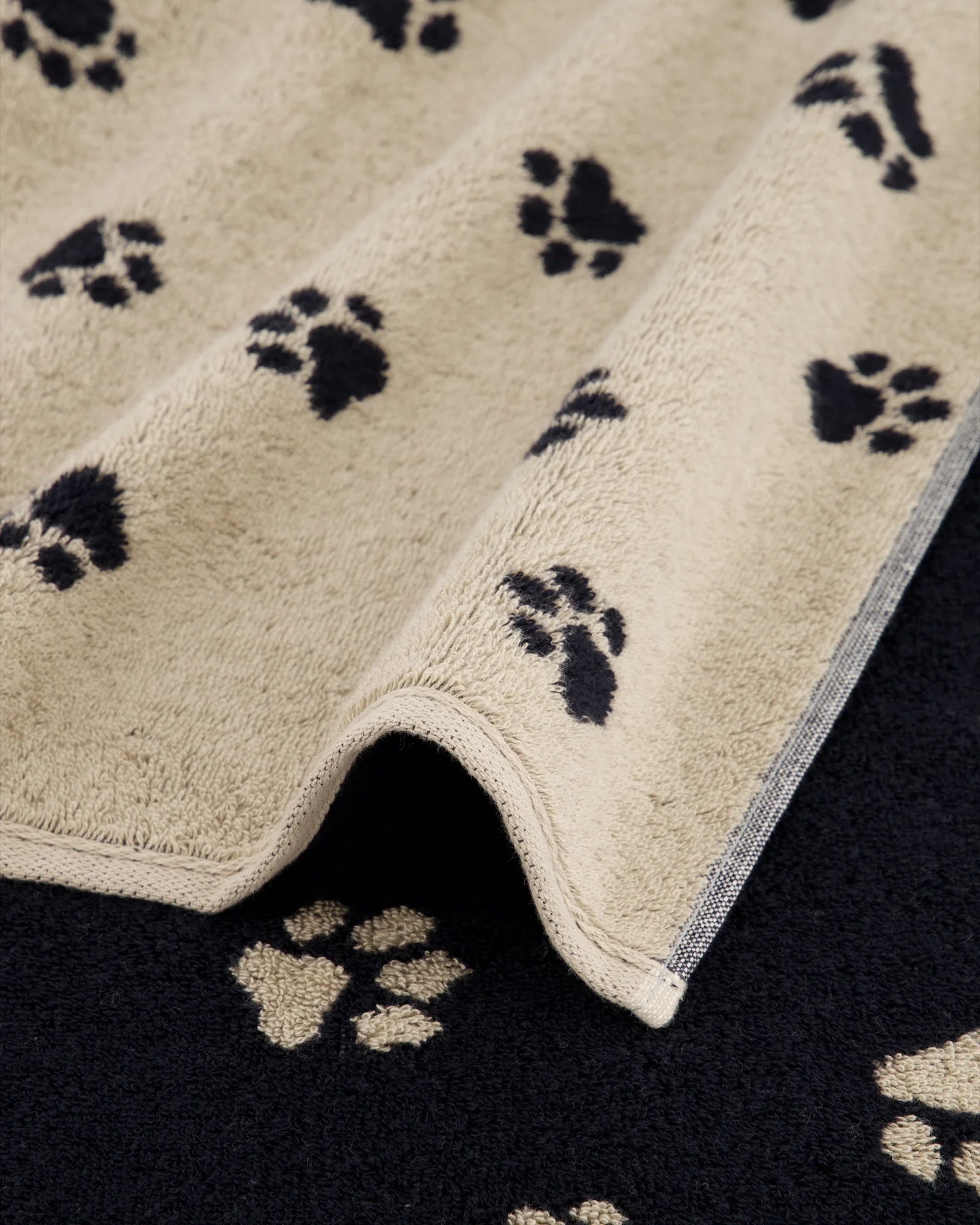 6247-93welovedogssort-beigealm