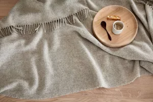 Falketind plaid naturlig beige