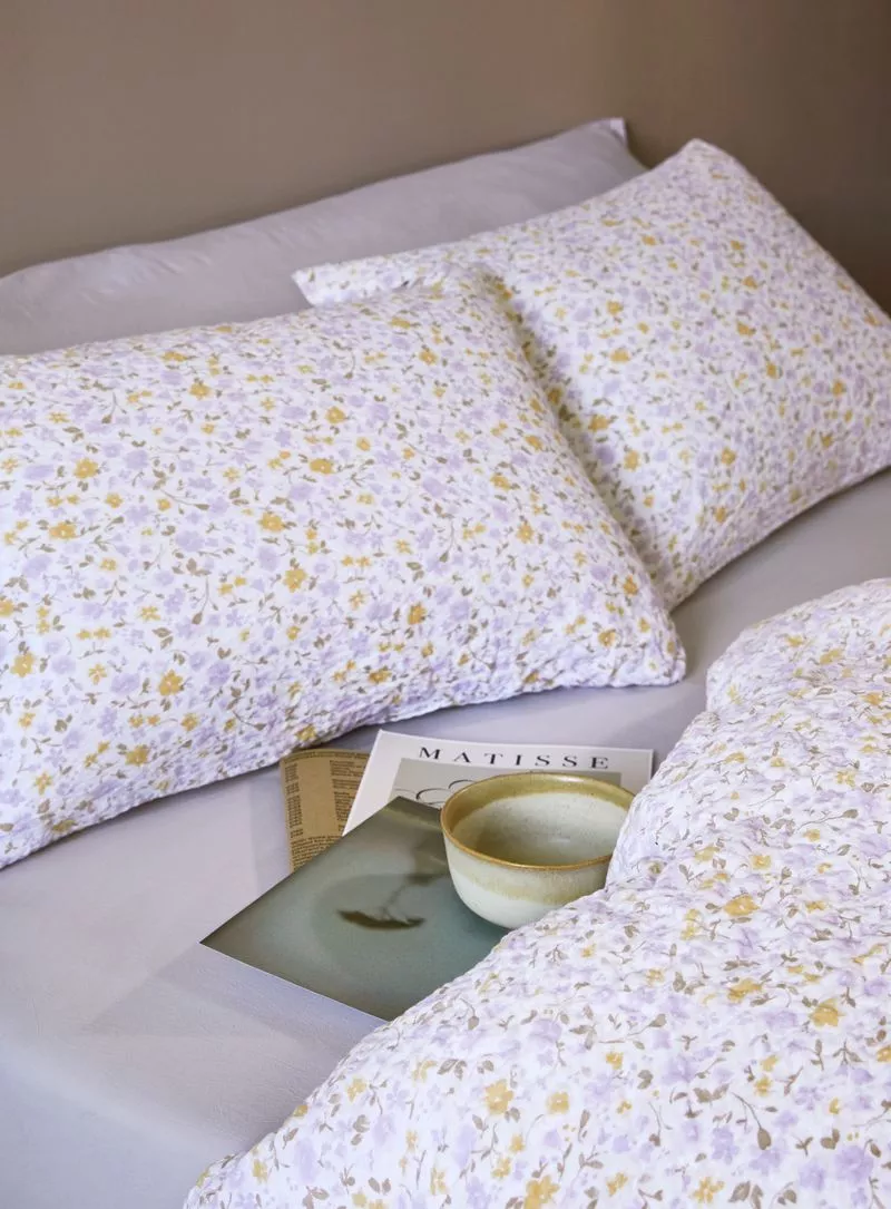 Clara Lavendel, Bæk og bølge