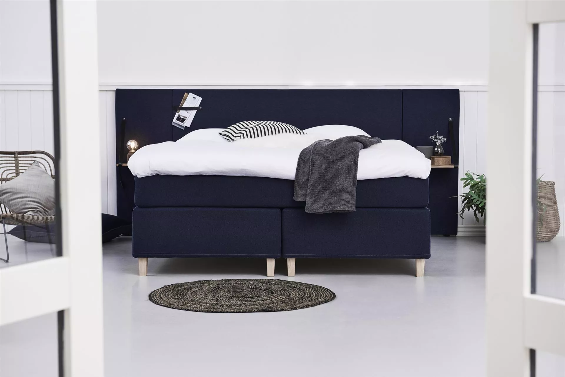 Premium Kontinental, FAST LAVPRIS